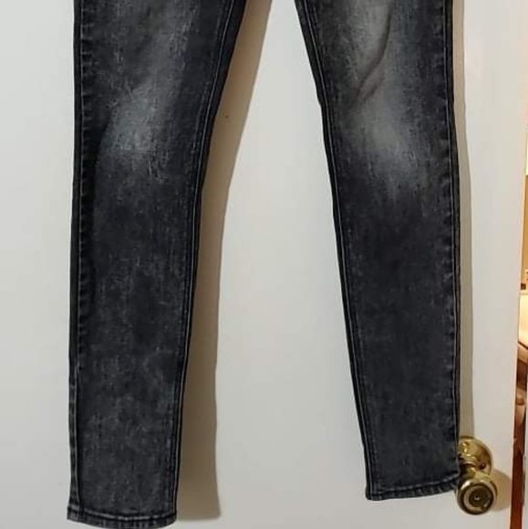 Jeans - Picture 2 of 4